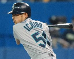 Mariners' Ichiro goes 2-for-4 against Blue Jays